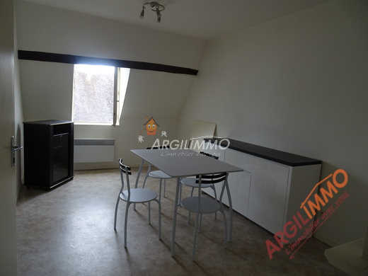 Maison en Location sur le secteur de st calais