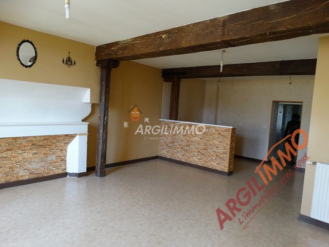 Maison en Location sur le secteur de st calais
